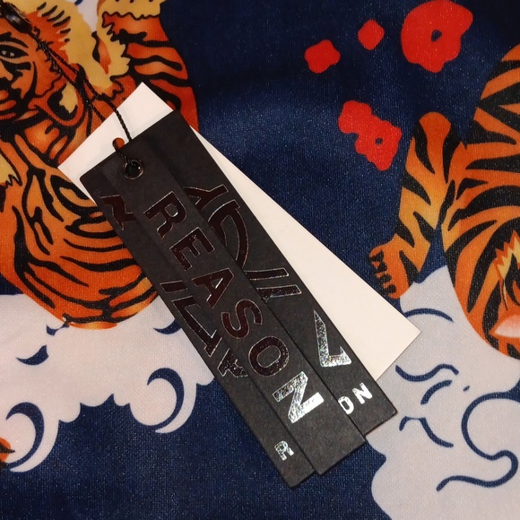 Reason. Light zip up jacket. Sz.XL mens.. navy/red/orange - Picture 2 of 7